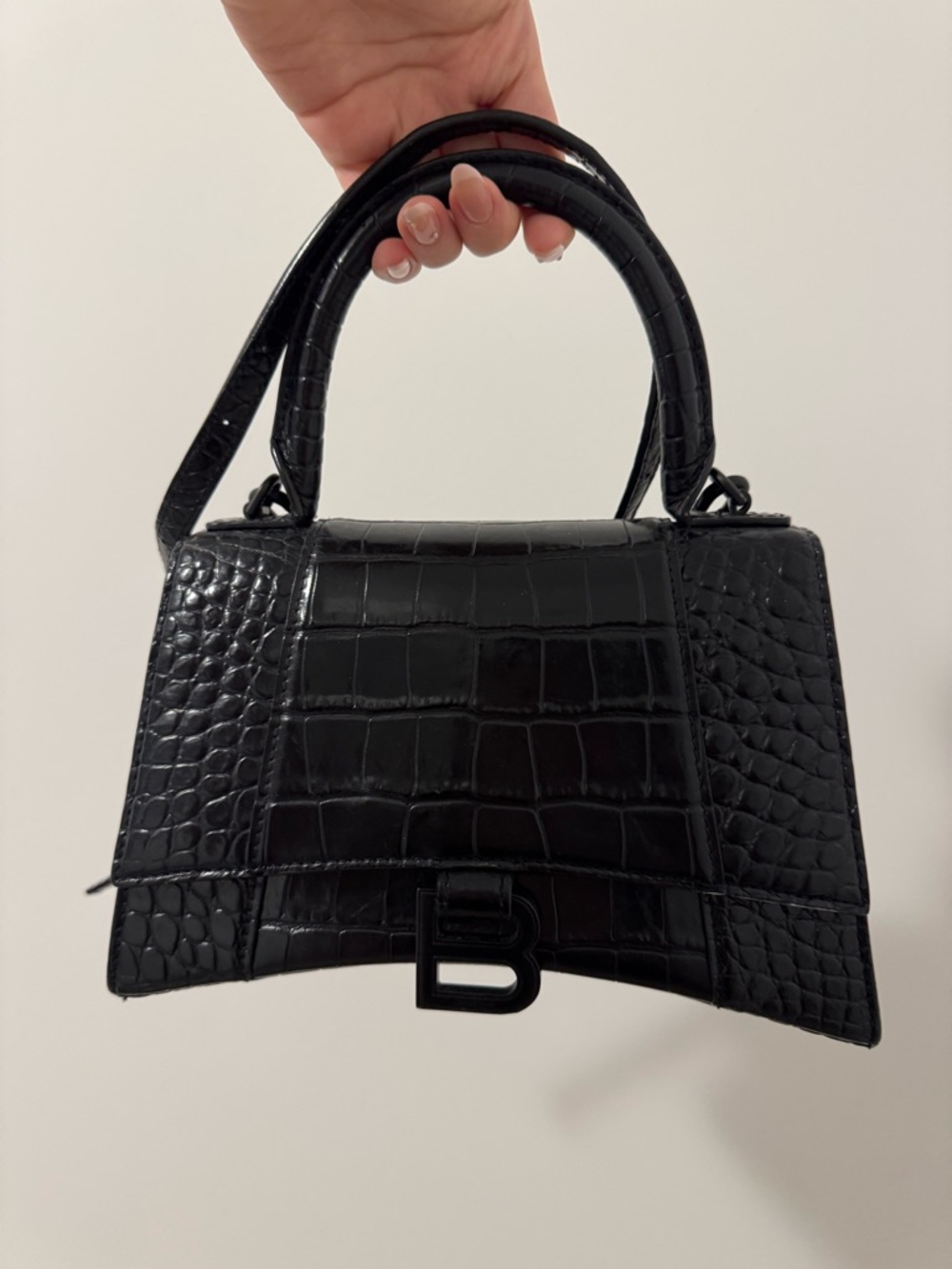 Black Croc-Embossed Top Handle Bag with B Logo - Picture 2 of 2